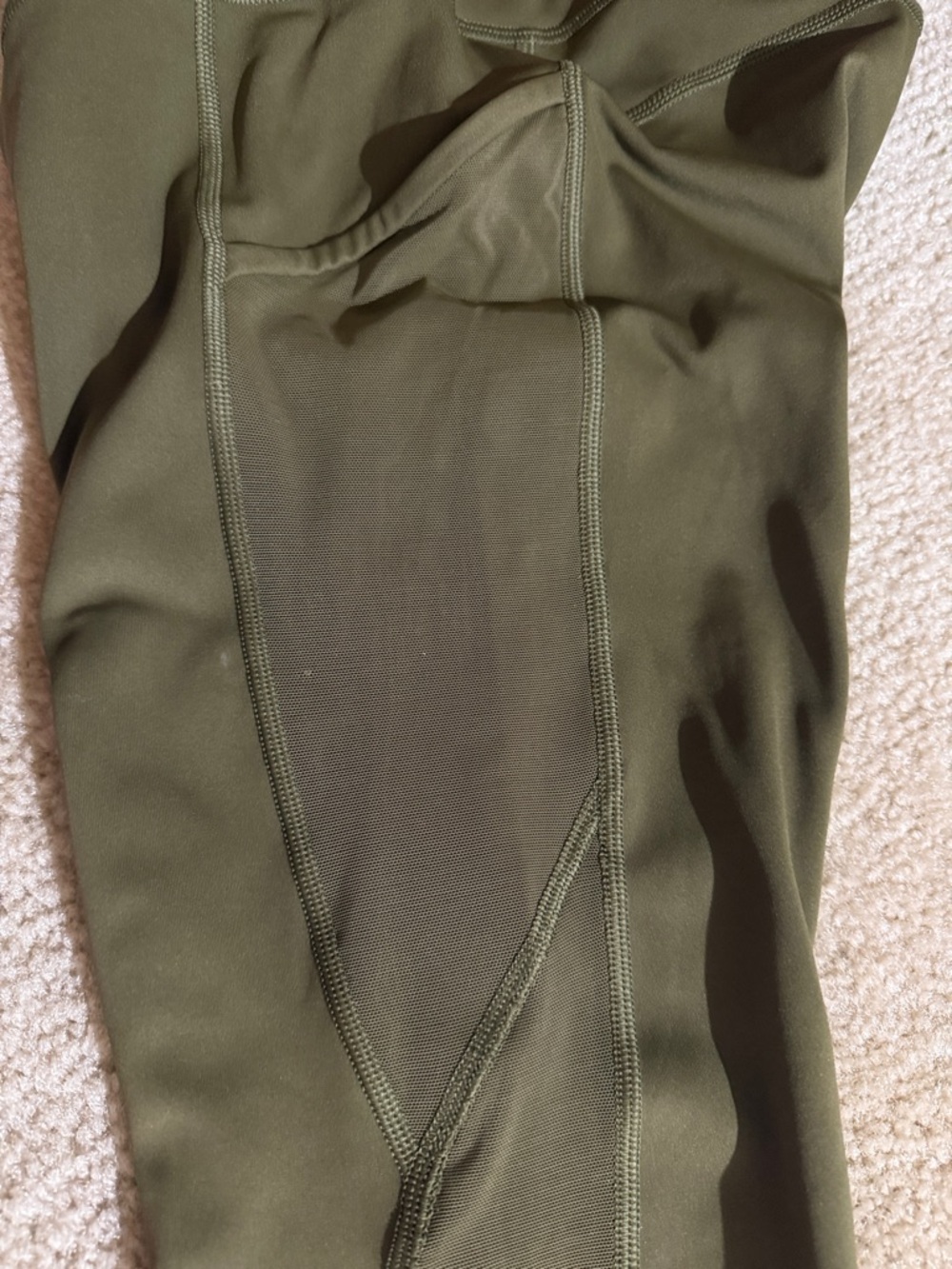Athleta Ultimate Stash Mesh 7/8 Women's Leggings size small Acacia Olive - Picture 11 of 12